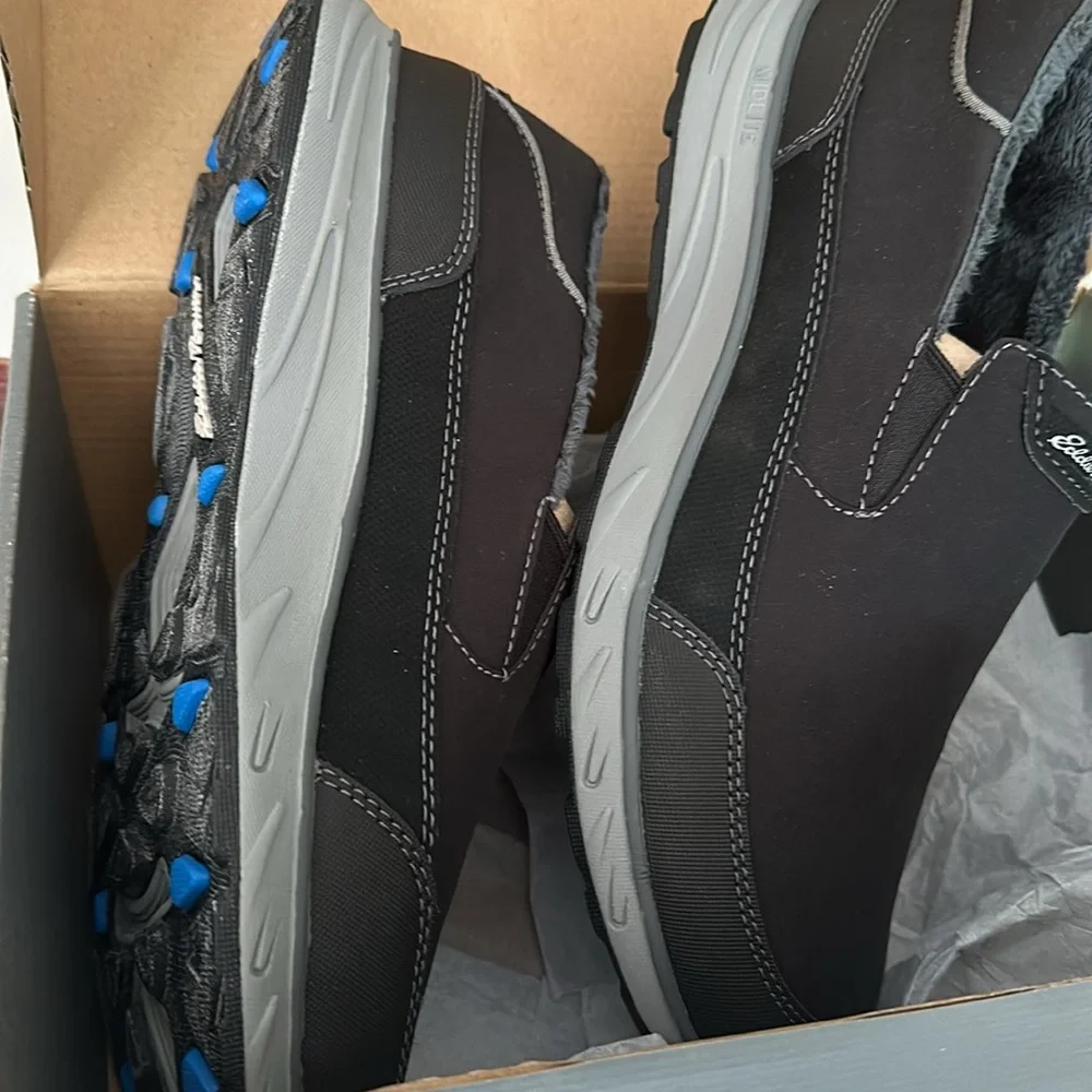 Eddie Bauer men’s Black Shelvin Moc SZ 12